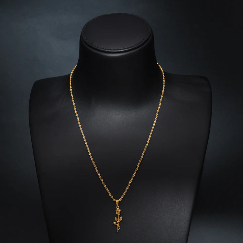 Set of rope chain with rose pendant made of stainless steel 18K gold-plated